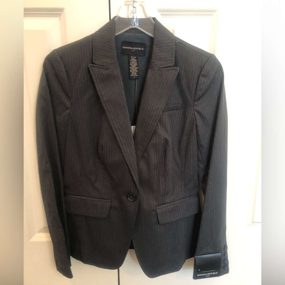 Brand new Banana Republic Women’s Blazer size 2 - dark grey w/ pin stripes